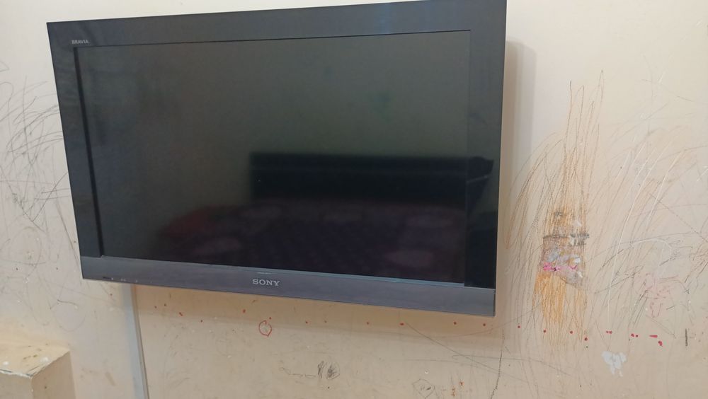 Продам:Недорого Телевизор СОНИ, б/у хорошем состояние
