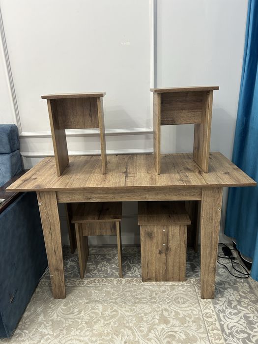 Продам стол со стульями