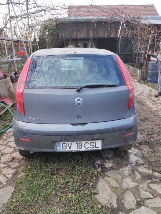 Vand Fiat Punto 2004 Benzina + GPL cu cutia de viteze defecta
