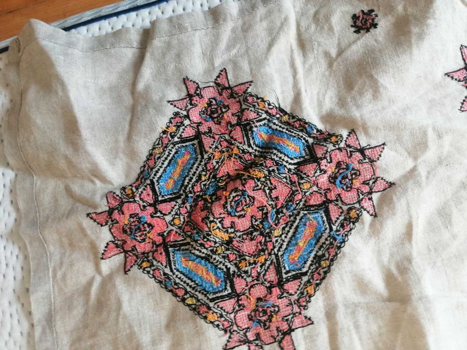 Китеник родопски от чиста вълна ръчно тъкан