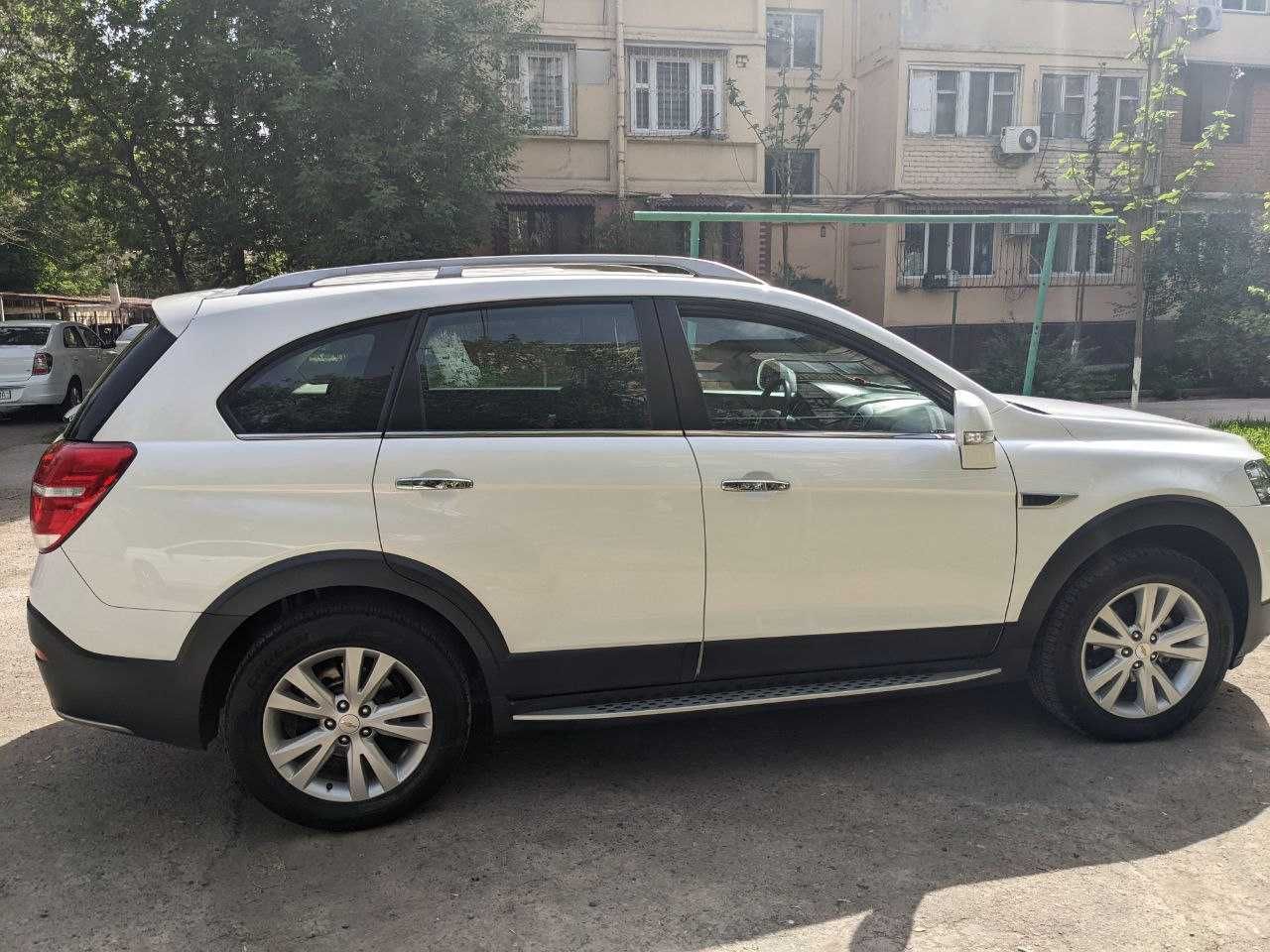 Продам Chevrolet Captiva 3 2015 года идеал