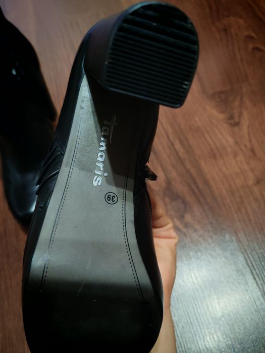 Hови боти на ток Tamaris