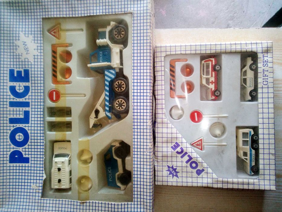 Ретро колички- чисто нови