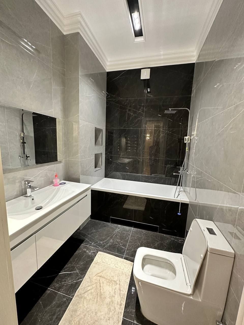 Срочно продается 3х ком квартира, ЖК Дипломат, ор-р:ул.Нукусская,118м2