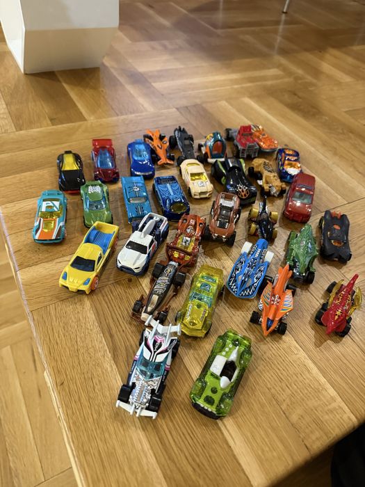 Hot wheels колички