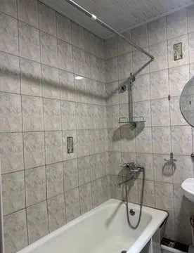 Продаётся квартира Юнусабад10 2 ком улучшенная планировка 62 м2