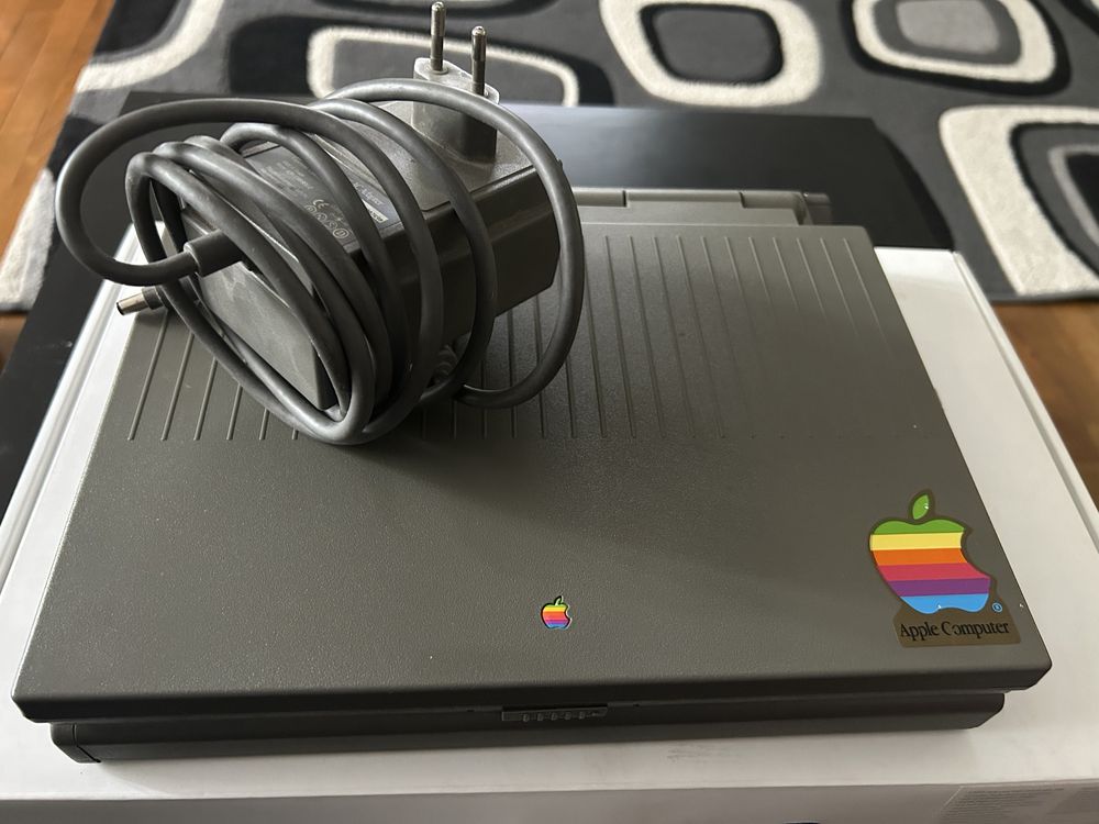 Apple Machintosh Powerbook 150 perfect functional