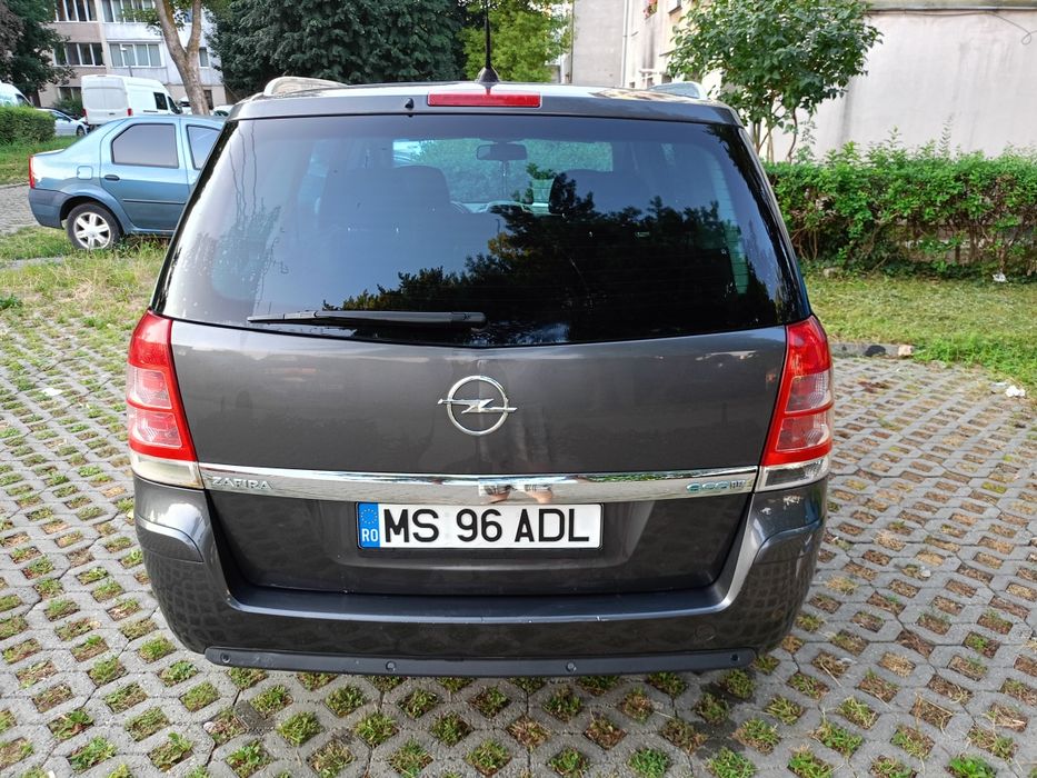 Opel zafira 1.7 cdti