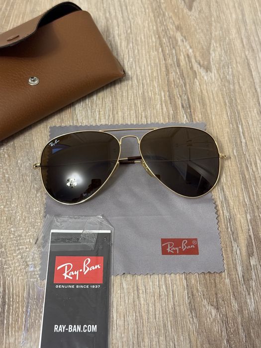 Ochelari Ray-Ban - model aviator, originali, ca noi.