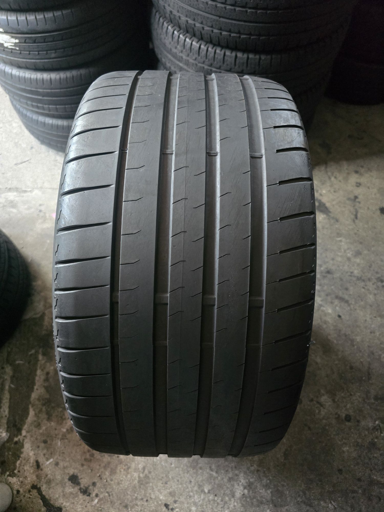 Bridgestone 275/30 R20 97Y vară