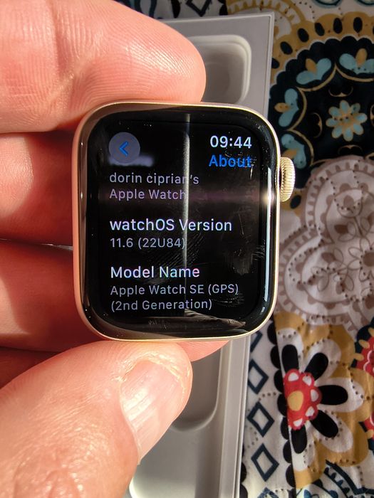 Ceas Smartwatch Apple Watch SE2 ca nou nepurtat la cutie plus curele