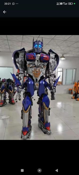 Трансформер робот Оптимус и Бамблби