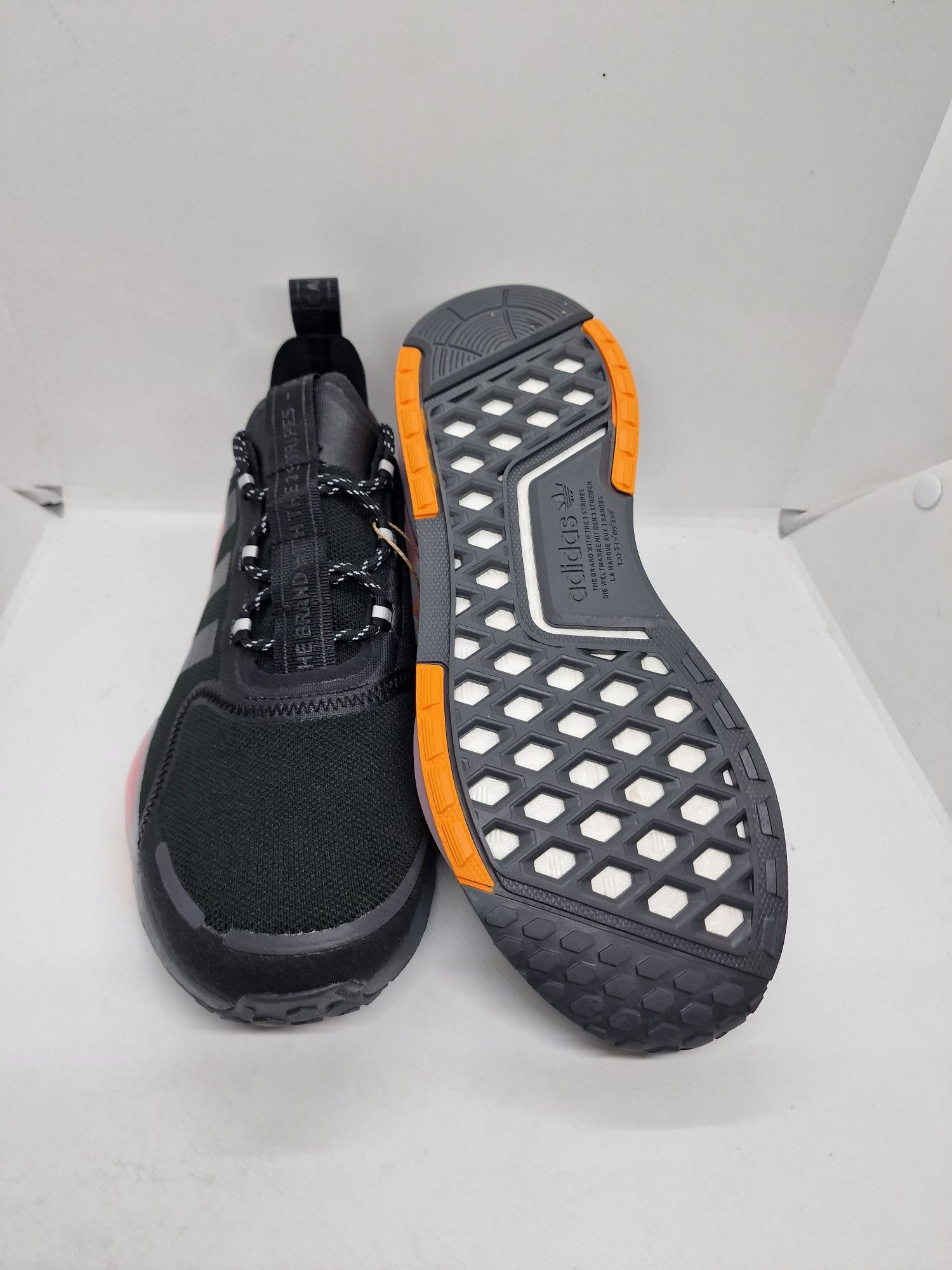 Adidas NMD V3 GW1977 nr. 42