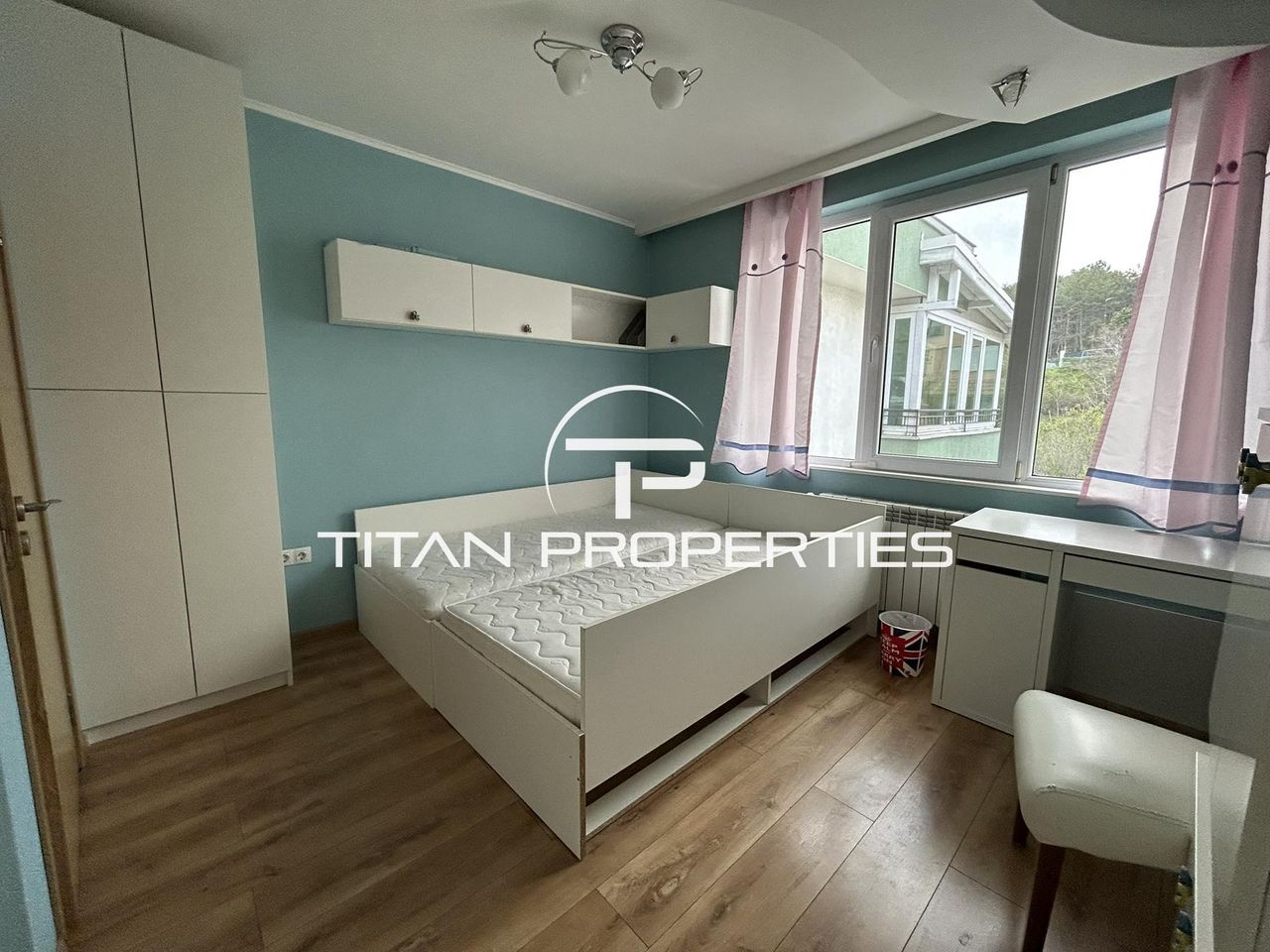 Дава се под наем Тристаен апартамент в Варна, Виница - 120 кв.м за 850 € - Снимка #9