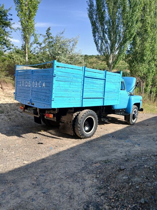 Gaz 52 04 yuk furgon