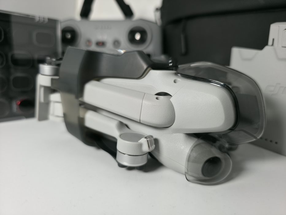 Drona DJI mini 4 Pro / Fly more combo