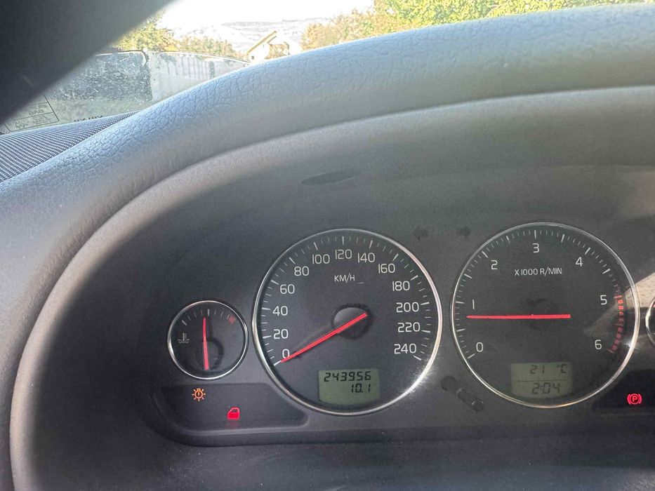 Se vinde urgent Volvo !!