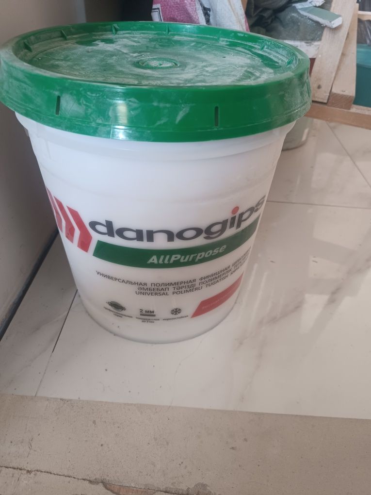 Продам полимерную шпатлёвку