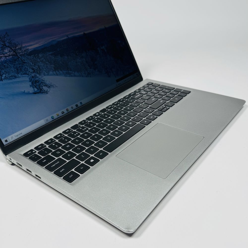 Лаптоп Dell Inspiron 15/i3-1115G4/12GB RAM/256GB NVMe