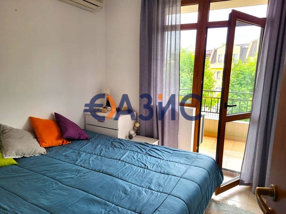 Продава се Тристаен апартамент в с. Кошарица, Област Бургас - 76 кв.м за 960 €/кв.м - Снимка #9