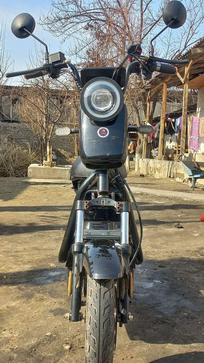 Sukuter sotiladi