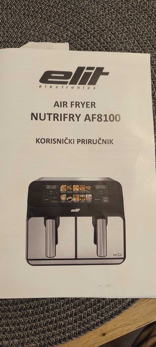 Продавам Air Fryer NUTRIFRAY AF8100