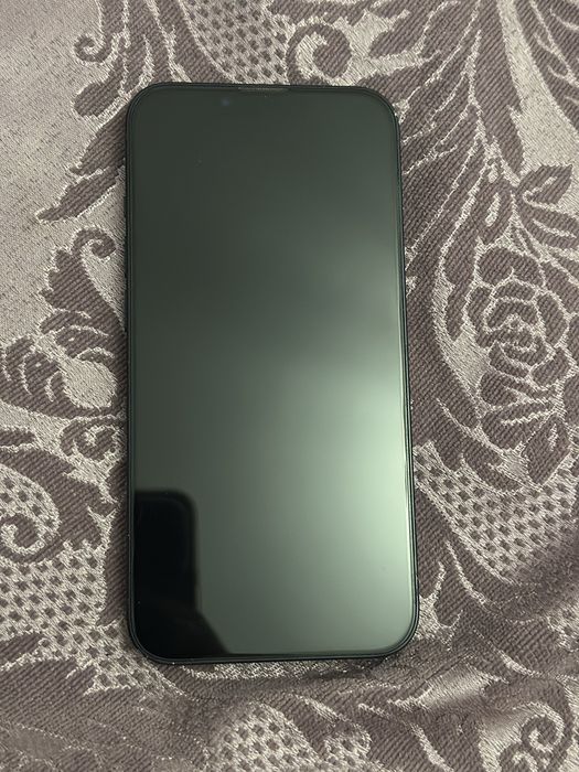 Айфон 13 в хорошем состояний