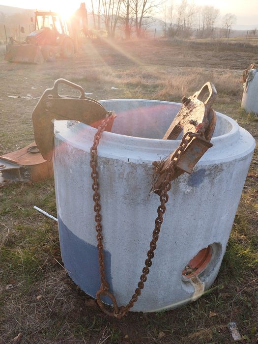 Vand clesti pentru tuburui de canalizare