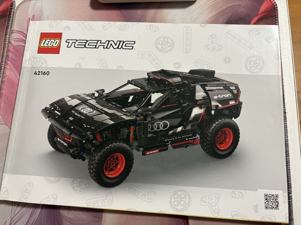 Продавам Lego technic 42160 Audi e-tron