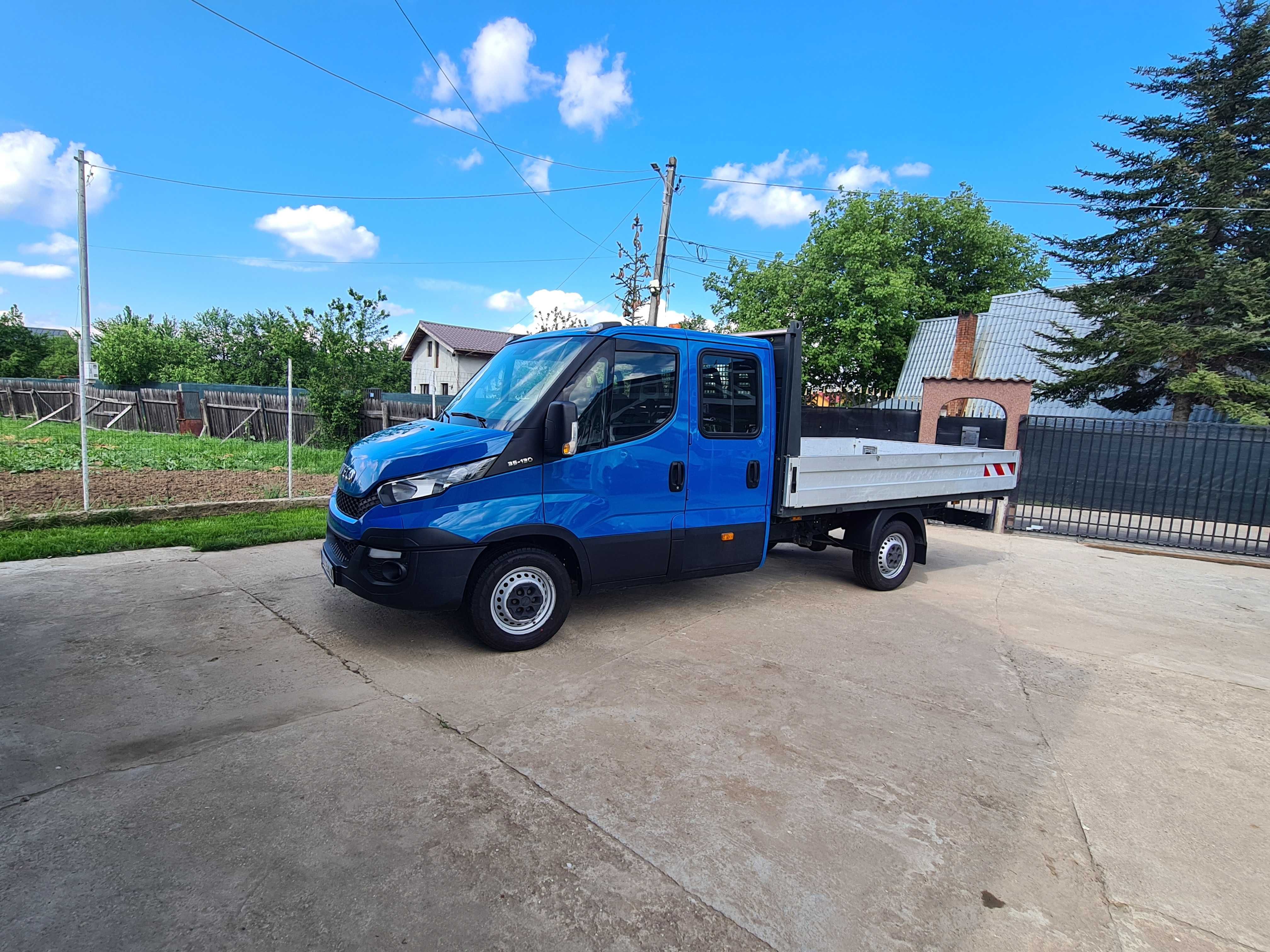 Iveco Daily Cabina dubla 7 locuri  platforma 3,5 m