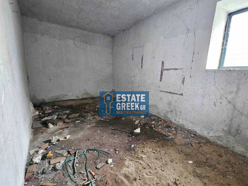 ПРОДАВА се самостоятелна къща от 88 кв.м. в Никисиани Кавала