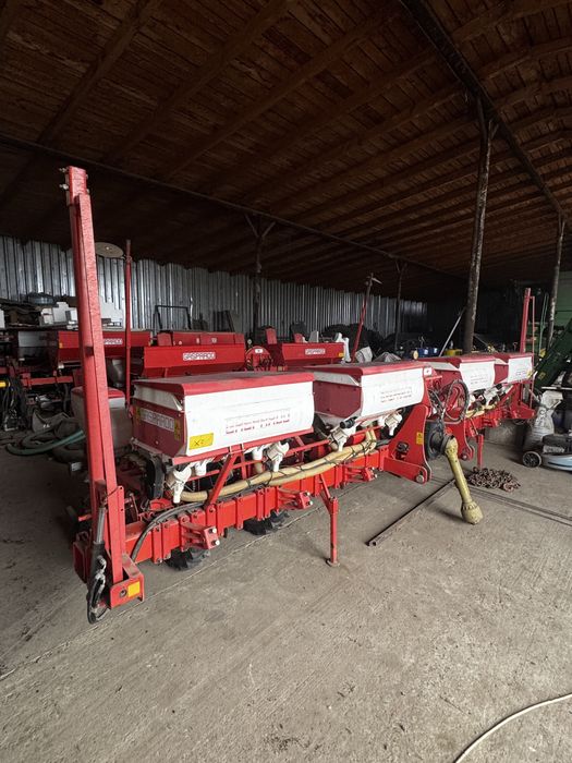 Semanatoare prasitoare Gaspardo MT 8