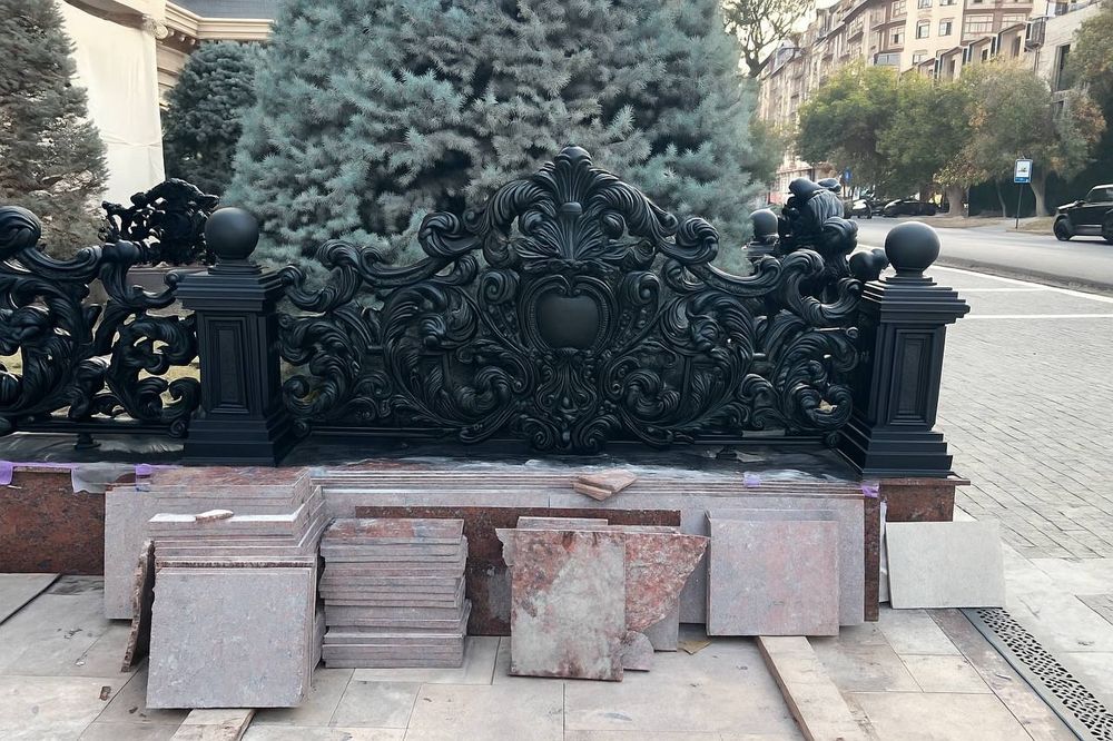 Naves reshotka perila