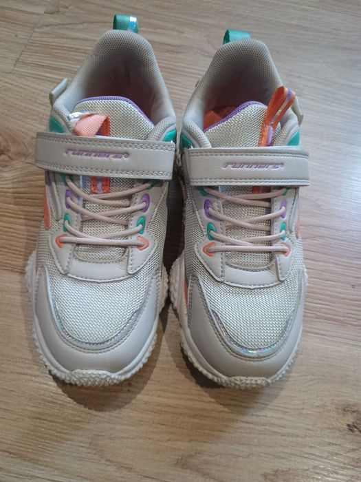Маратонки Runners
