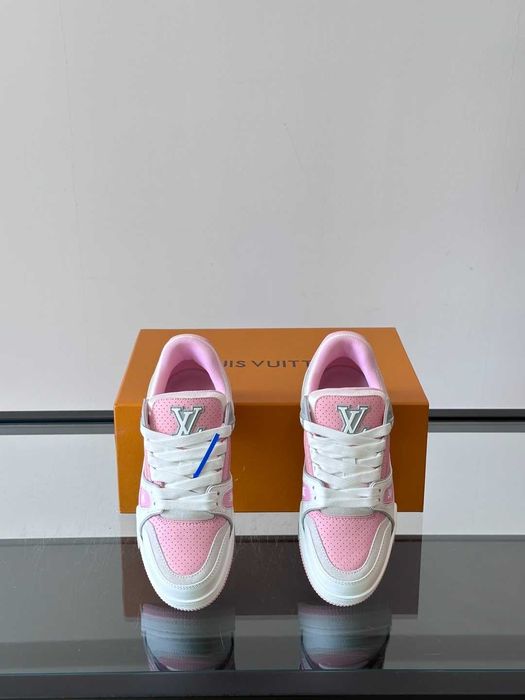 Adidasi Louis Vuitton Trainer Premium