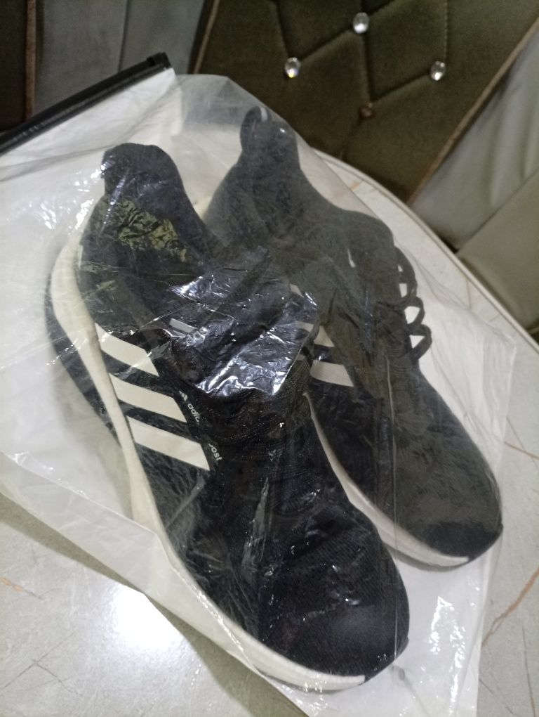 Adidas Кроссовки 43 размер Original