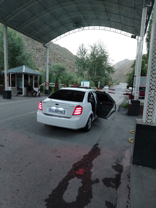 Lasetti 2011 yil aftomat