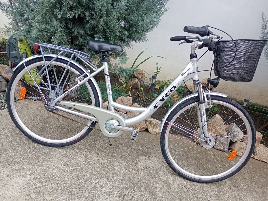 Bicicletă damă CYCO,cu 7 vit Nexus,frână picior,argintie !