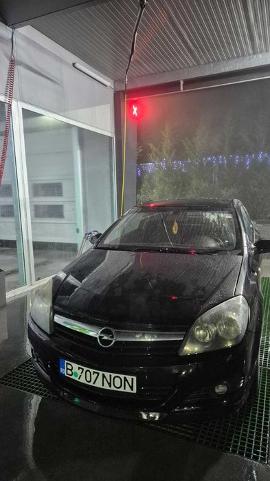 Opel Astra H GTC