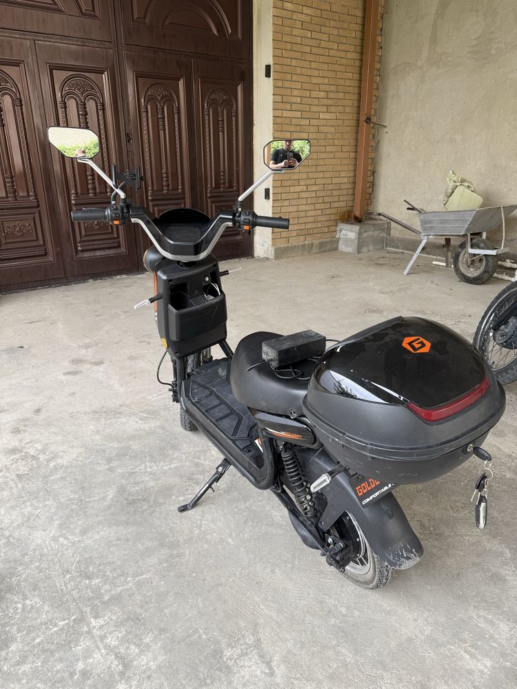 Срочно продам электро скутер!