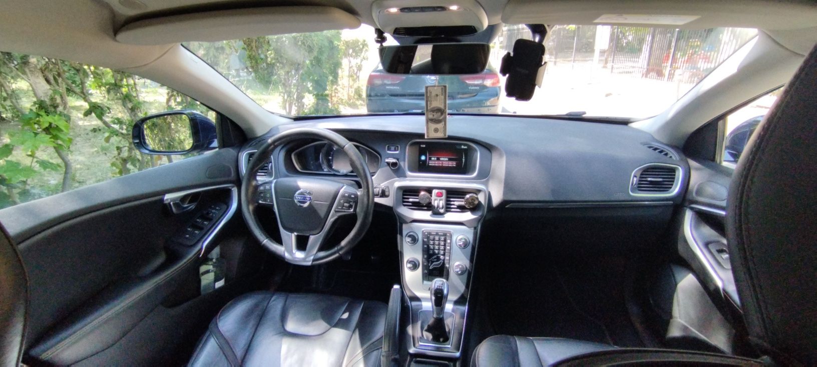 Volvo V40 an 2016