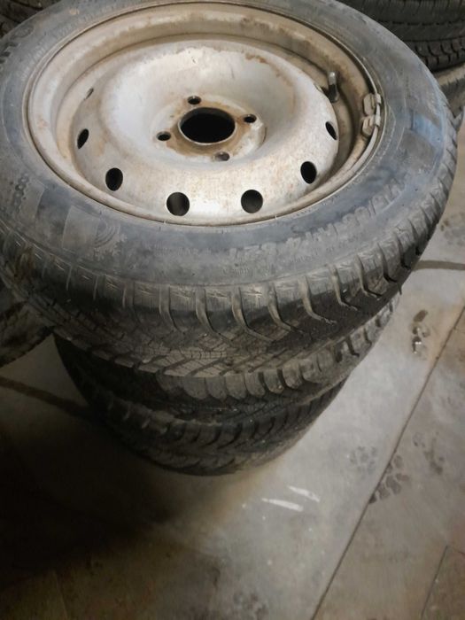 175 60 65 14 anvelope iarna