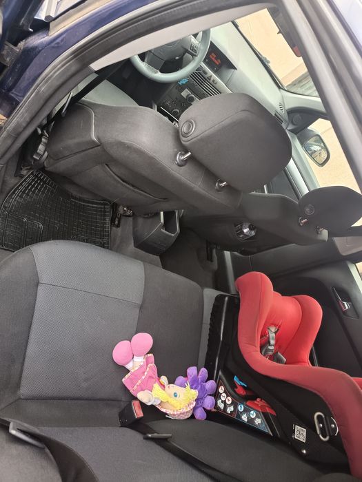 Vând Opel Astra H