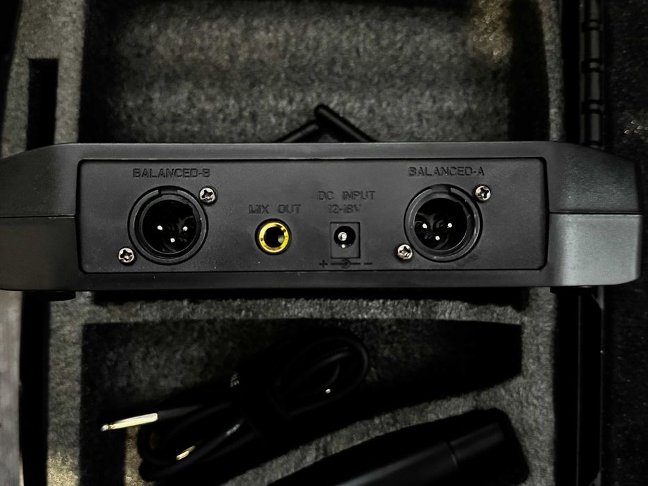 Microfoane Shure GLXD4 / BETA 58A Dual Combo UHF - Made in Mexic