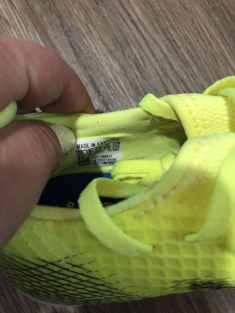 Калеври Adidas 36,5 - оригинални