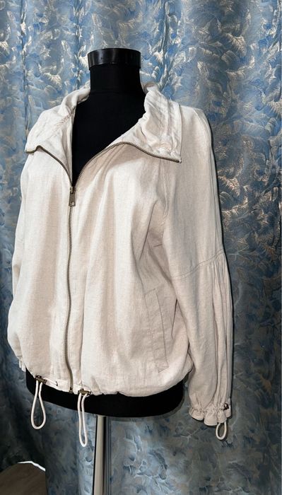 Jacheta model deosebit Esprit