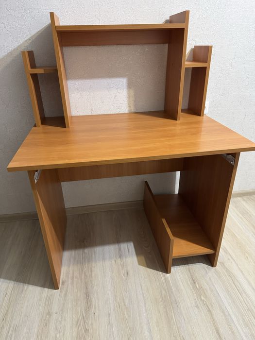 Комьютерный стол