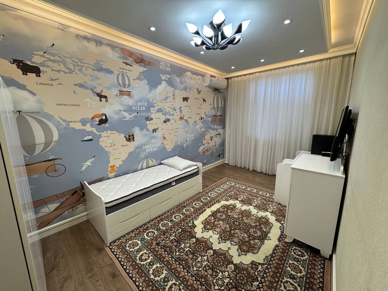 Аренда 4/7/8 Себзор Ж/К Golden House 140-кв.м 2 та санузел бор