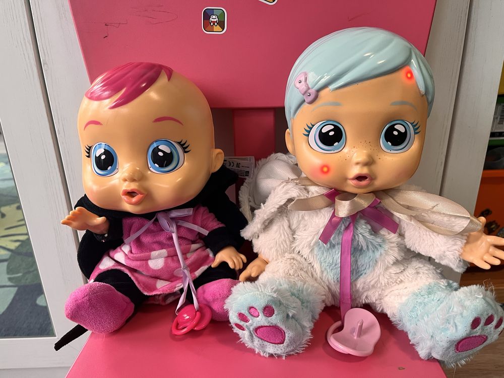 Cry babies Cristal, Minnie, Ходещо куче