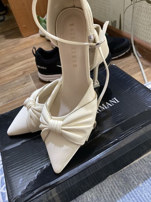 Туфли 37рвзмер өте әдемі